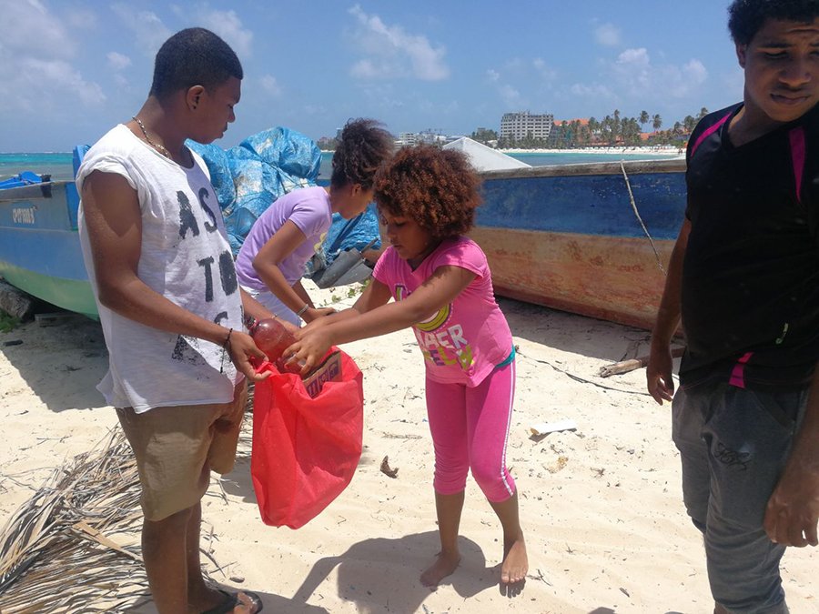 FUBETA Caribe promueve la Belleza y cuidado ambiental en San Andres ïsla
